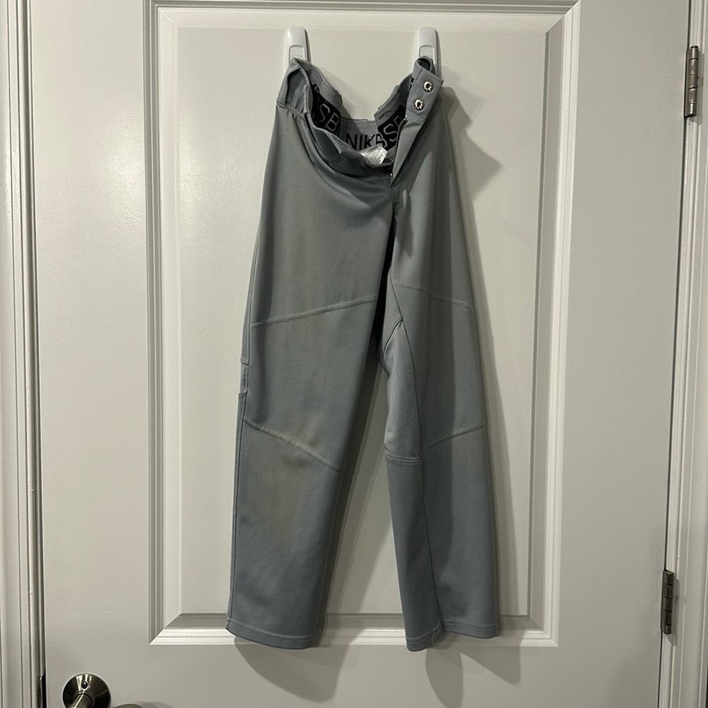 Nike, youth medium, grey baseball pants